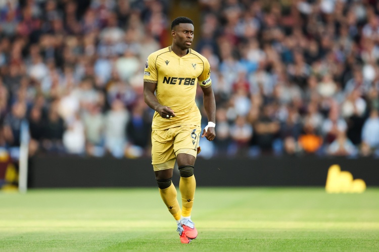 记者：据了解，格伊目前无意就转会利物浦告吹而发表声明