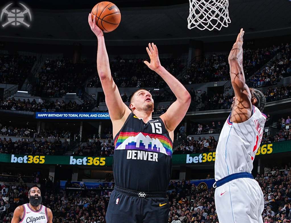 开云官网-1胜9负，夺冠热门慢慢倒下！作为联盟第一人，或许你被高估了