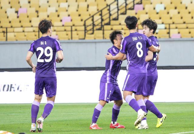 开云APP-【中超】姆比亚染红伊洛基点射 天津2比1武汉迎首胜