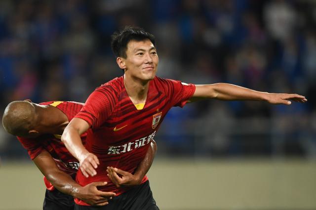 开云体育-【中超】王鹏破门上演准绝杀 亚泰1比0申花升至第三